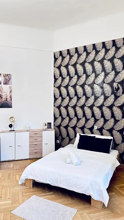 Ulloi Apartment - Unique Style Near Corvin Budapest 0*,