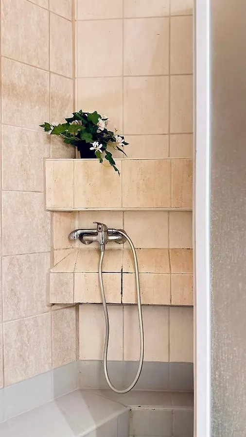 Ulloi Apartment - Unique Style Near Corvin Budapest